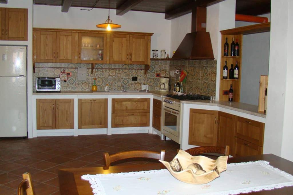דירות אגליאנטו Bella Casa Con Giardino A 10 Minuti Dal Mare מראה חיצוני תמונה